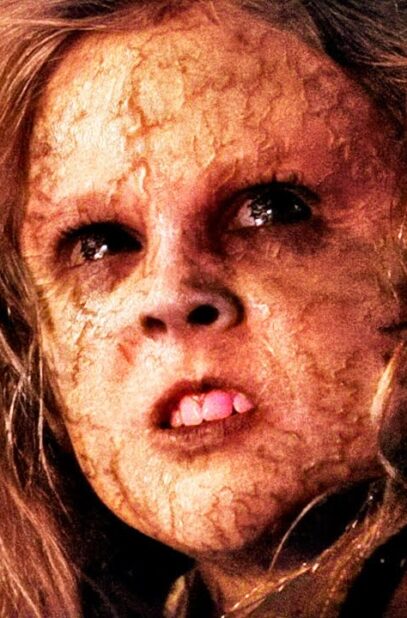 semya-pryachetsya-v-bunkere-ot-zhutkih-monstrov-kotorye-poyavilis-posle-apokalipsisa-attachment