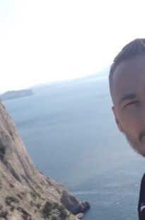 ura-osoznanka-chitaet-svojo-stihotvorenie-quotchto-byla-ty-i-chto-tebya-ne-bylo.quot_.nominaciya-quotpoet-godaquot-attachment